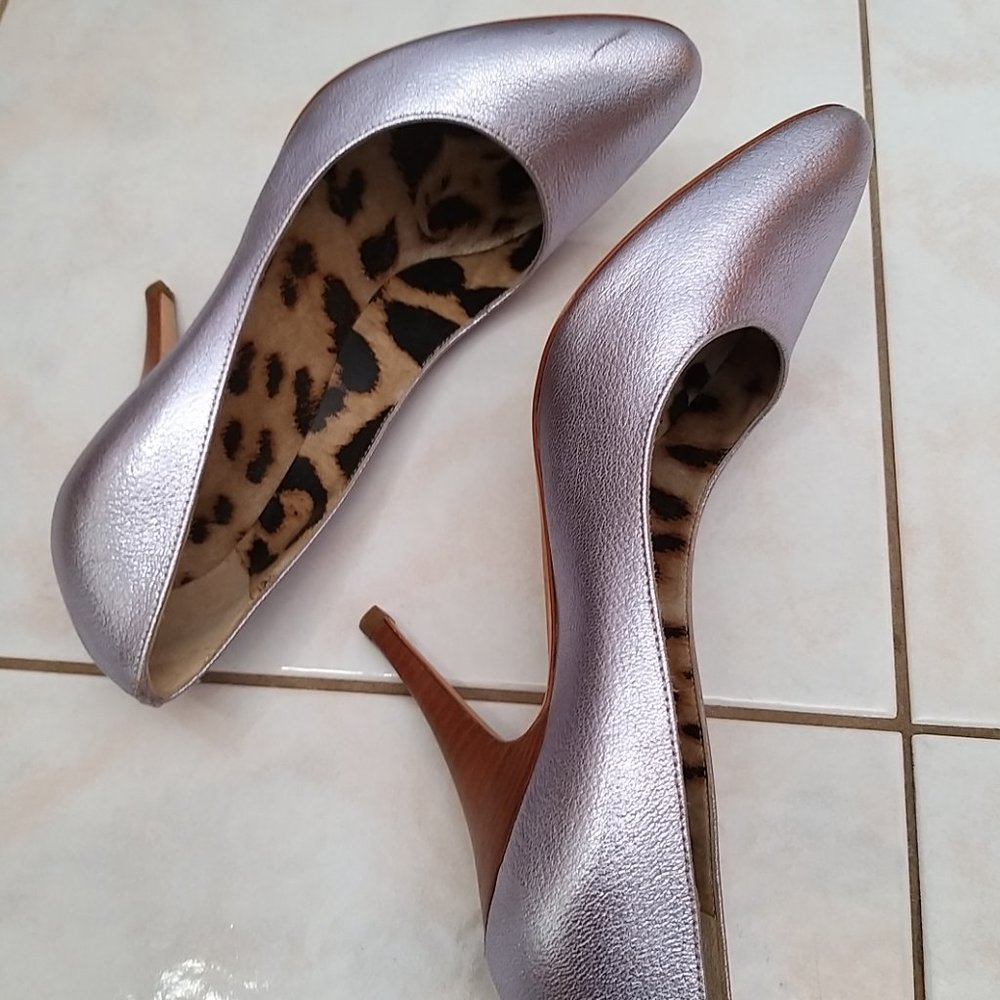 NEW  Vero Cuoio Italian sexy pumps  Metallic Lilac Leather Shoes Size 36